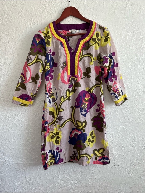 Boden Dresses & Skirts - Boden Floral Shift Dress 100% Cotton